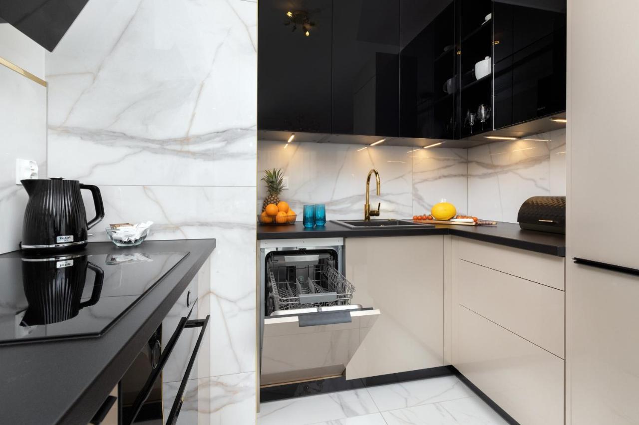 Plac Unii Apartment Gdynia Srodmiescie By Renters Prestige Eksteriør bilde